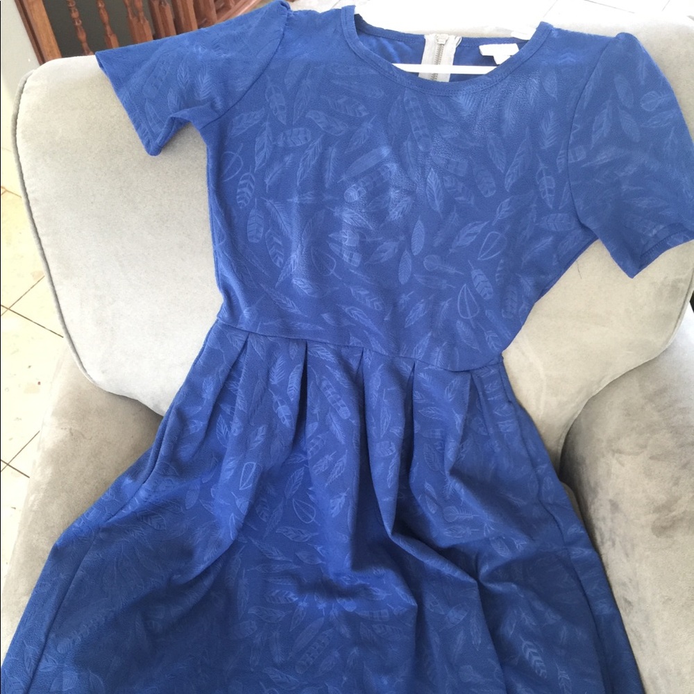 Lularoe S Blue Feather Embossed Amelia